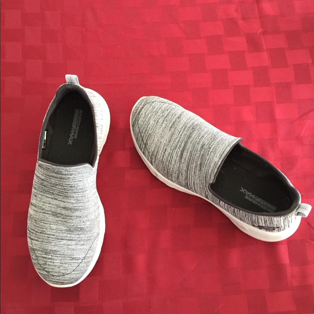 Skechers Go Walk